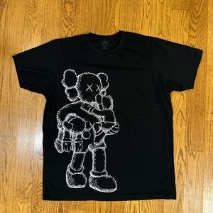 Kaws x Uniqlo T-shirt